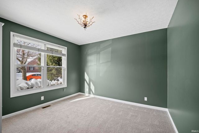 1709 Stonegate Circle, Lafayette, IN 47909