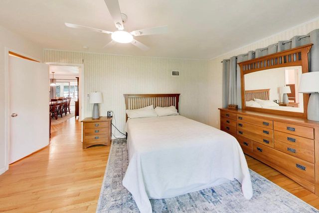 1030 Jenkins DRIVE, Fontana, WI 53125