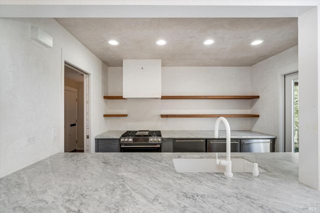 162 Bonnie Brook Dr, Napa, CA 94558