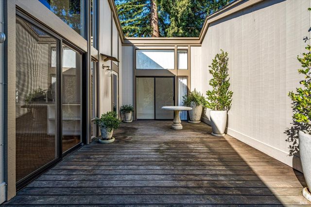 162 Bonnie Brook Dr, Napa, CA 94558