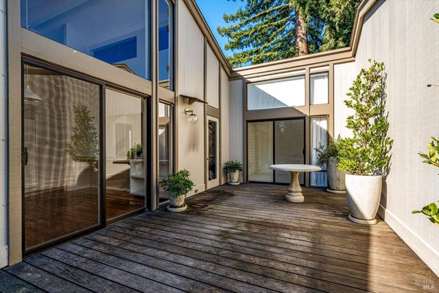 162 Bonnie Brook Dr, Napa, CA 94558