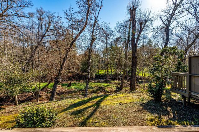 162 Bonnie Brook Dr, Napa, CA 94558