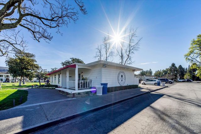 162 Bonnie Brook Dr, Napa, CA 94558