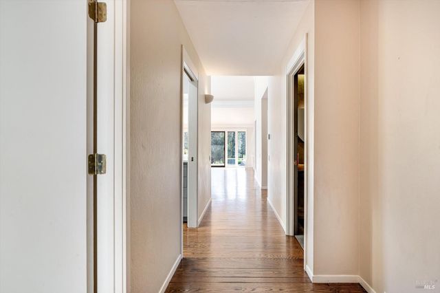 162 Bonnie Brook Dr, Napa, CA 94558