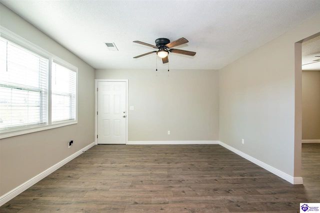 1985 Campbellsville Road, Hodgenville, KY 42748