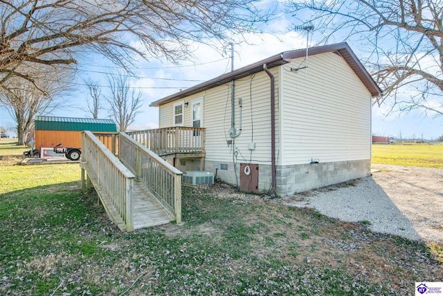 1985 Campbellsville Road, Hodgenville, KY 42748