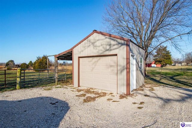 1985 Campbellsville Road, Hodgenville, KY 42748