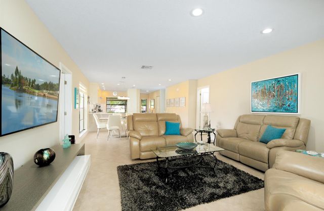 21703 Tall Palm Circle 5-D, Boca Raton, FL 33433