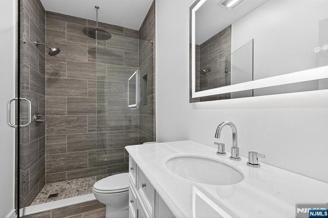 249 Terrace Road, Franklin Lakes, NJ 07417