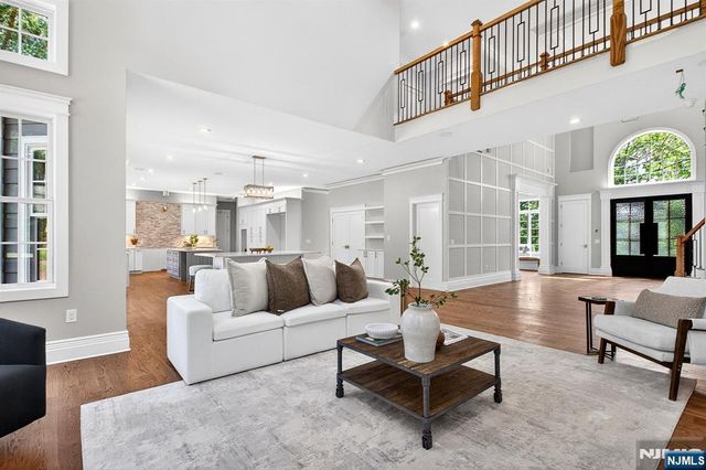 249 Terrace Road, Franklin Lakes, NJ 07417
