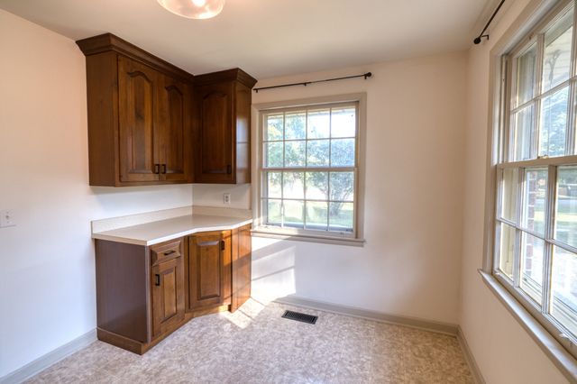 2538 Woodberry Dr, Nashville, TN 37214