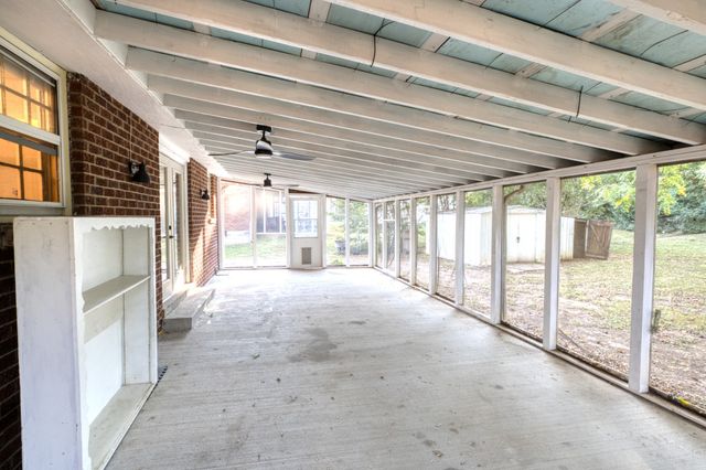 2538 Woodberry Dr, Nashville, TN 37214