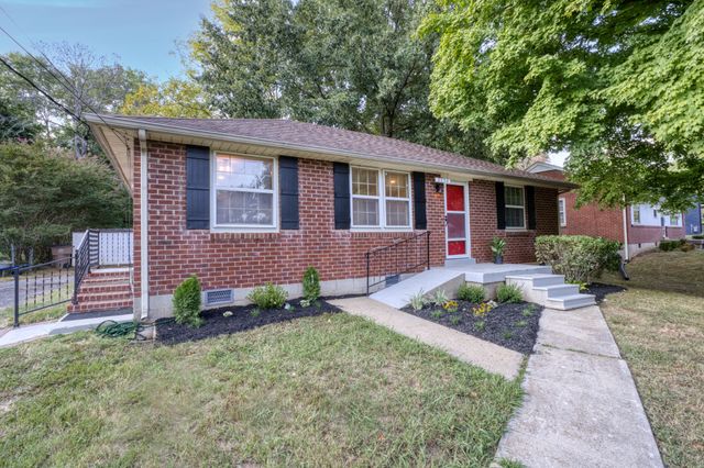 2538 Woodberry Dr, Nashville, TN 37214