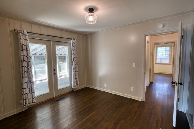 2538 Woodberry Dr, Nashville, TN 37214