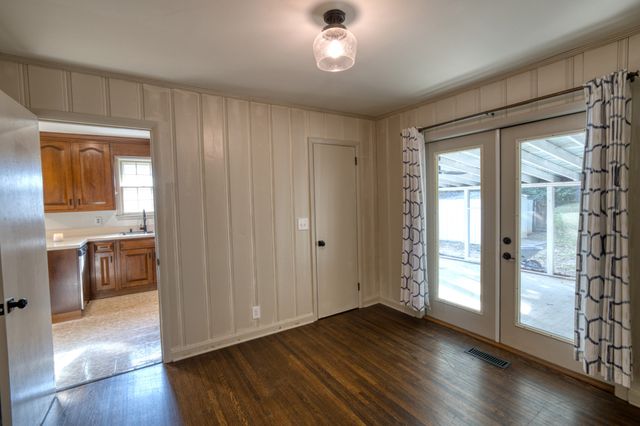 2538 Woodberry Dr, Nashville, TN 37214