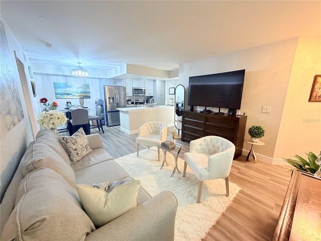 3004 PARKWAY BOULEVARD 101, Kissimmee, FL 34747