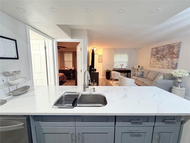 3004 PARKWAY BOULEVARD 101, Kissimmee, FL 34747