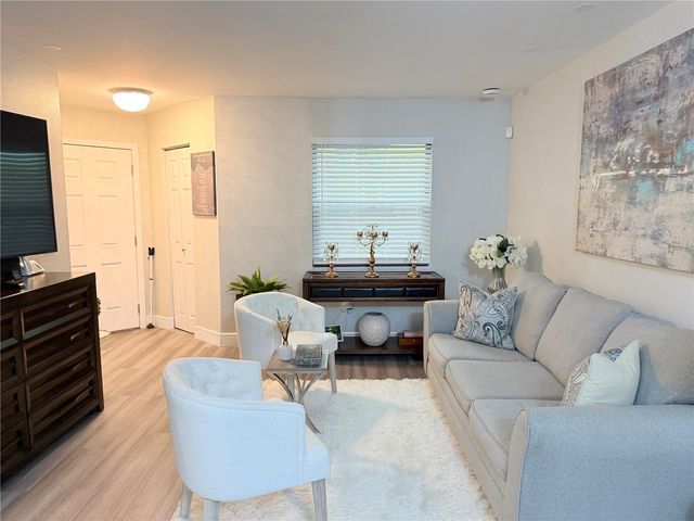 3004 PARKWAY BOULEVARD 101, Kissimmee, FL 34747