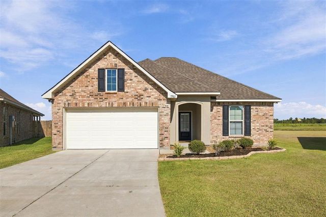 7962 Lecompte Townes, Iowa, LA 70647