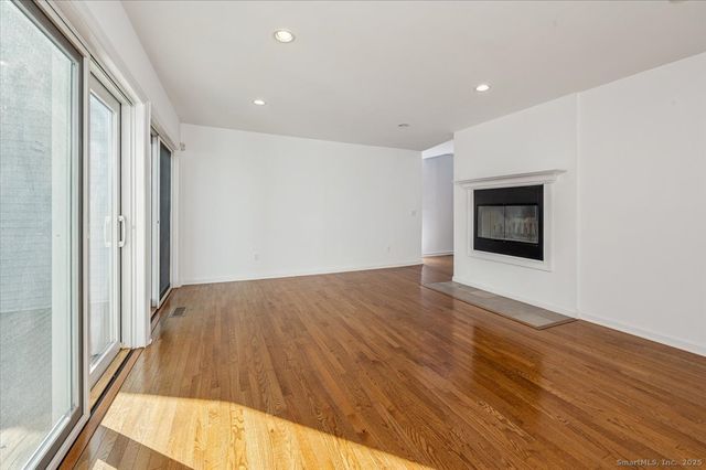 66 Wilton Crest 66, Wilton, CT 06897