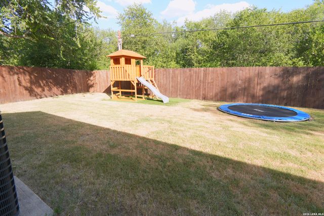 6086 Castle Hunt, San Antonio, TX 78218