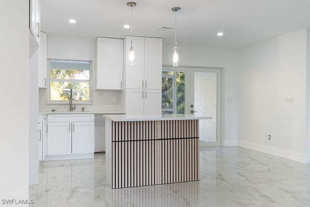 5431 23rd AVE SW, Naples, FL 34116