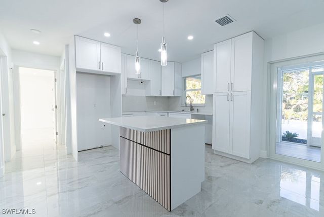 5431 23rd AVE SW, Naples, FL 34116