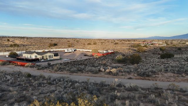 21ST Street NW, Rio Rancho, NM 87144