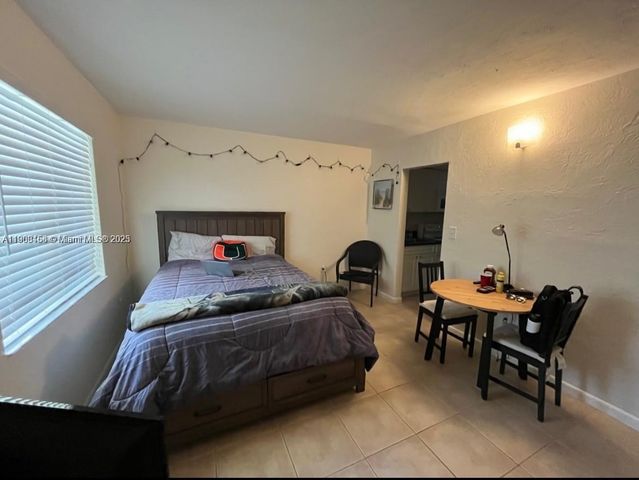 8601 SW 68th Ct 2, Pinecrest, FL 33156