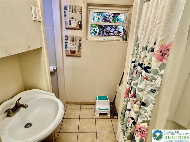 19 South Madison Street, Allentown City, PA 18102