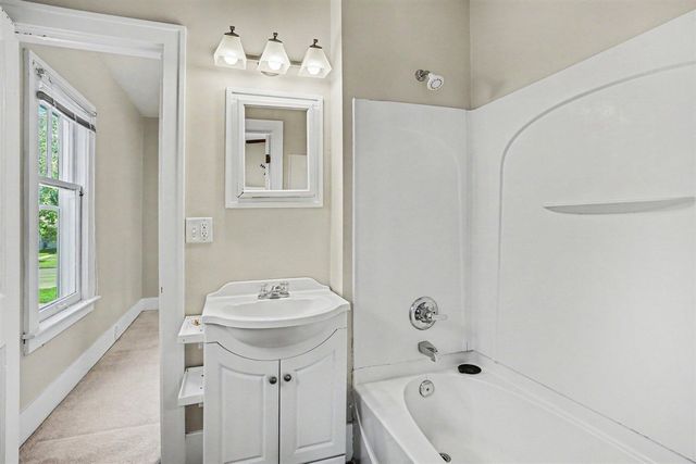 333 W 17th Street, Holland, MI 49423