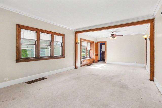 333 W 17th Street, Holland, MI 49423