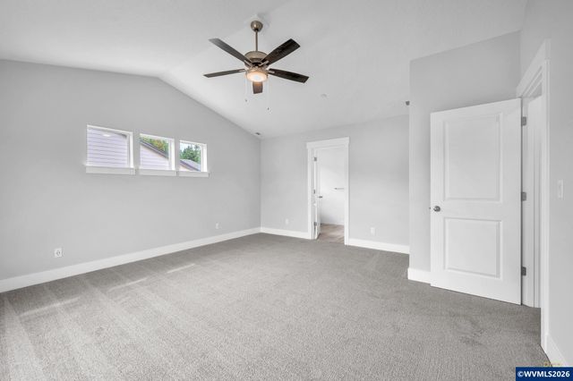 777 Riley Dr Dr, Silverton, OR 97381