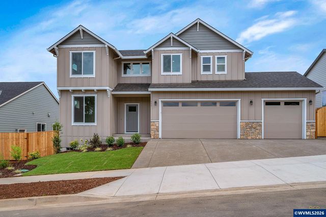 777 Riley Dr Dr, Silverton, OR 97381