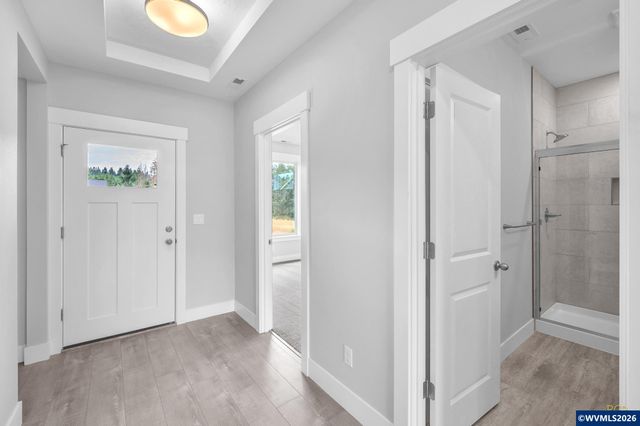 777 Riley Dr Dr, Silverton, OR 97381