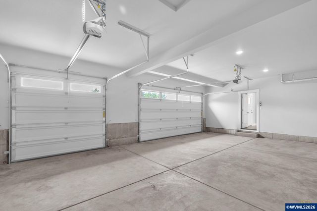 777 Riley Dr Dr, Silverton, OR 97381