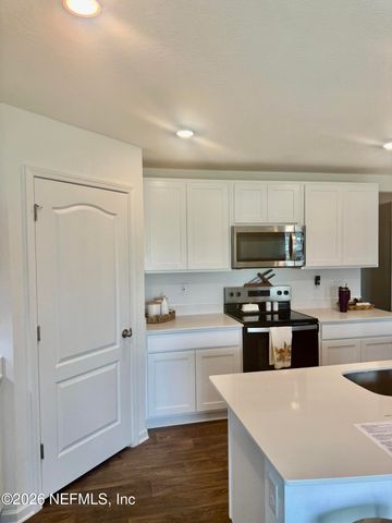 12507 RUBBER FIG Terrace, Jacksonville, FL 32218