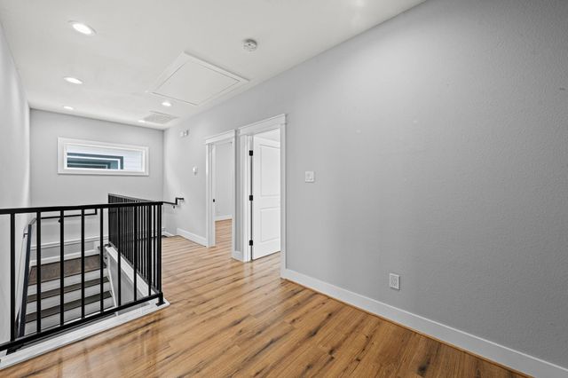 6476 T C Jester Boulevard, Houston, TX 77091