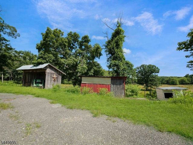 17 Fergerson Rd, Wantage Twp., NJ 07461