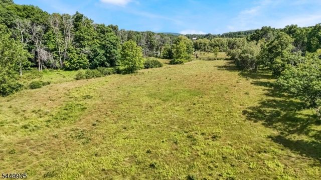 17 Fergerson Rd, Wantage Twp., NJ 07461