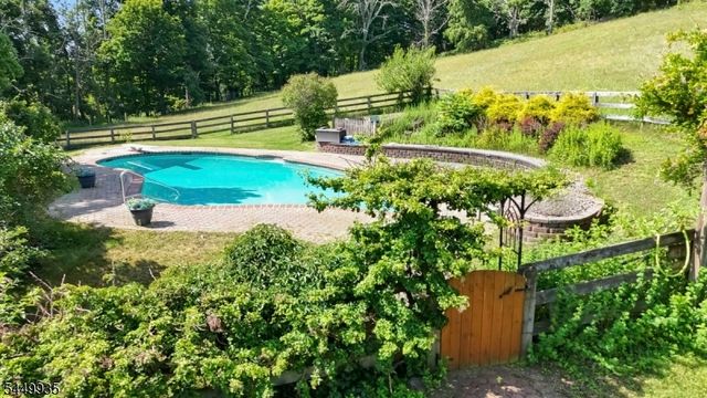 17 Fergerson Rd, Wantage Twp., NJ 07461