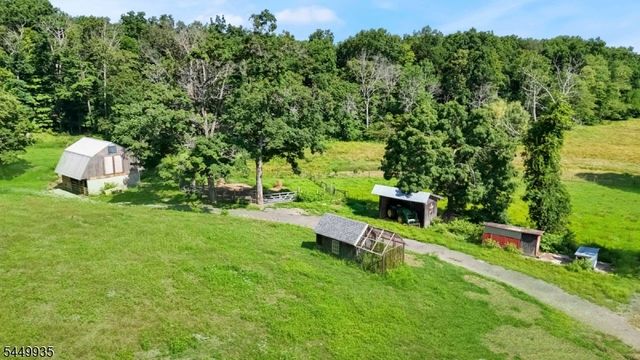 17 Fergerson Rd, Wantage Twp., NJ 07461