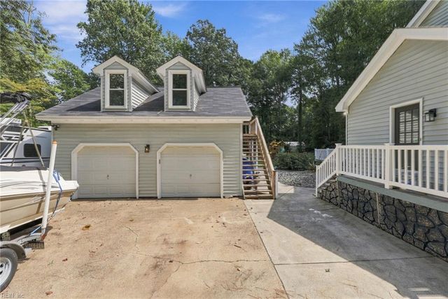 609 Fairfield DR, Chesapeake, VA 23322