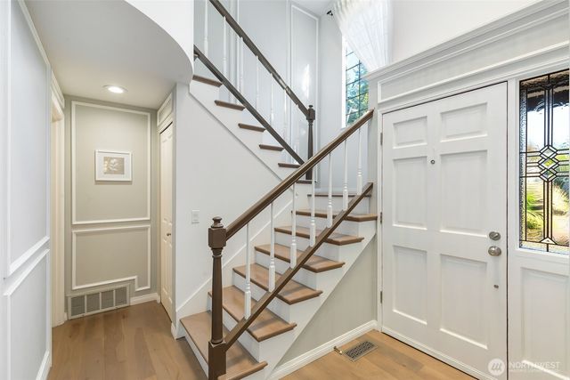 24020 SE 42nd Street, Sammamish, WA 98029
