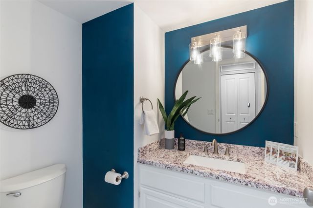 24020 SE 42nd Street, Sammamish, WA 98029