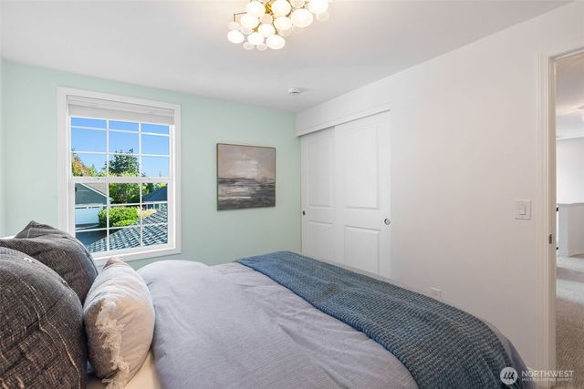 24020 SE 42nd Street, Sammamish, WA 98029
