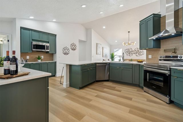 8443 RIDGEBROOK CIRCLE, Odessa, FL 33556