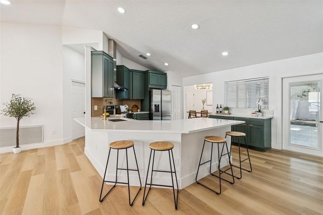 8443 RIDGEBROOK CIRCLE, Odessa, FL 33556