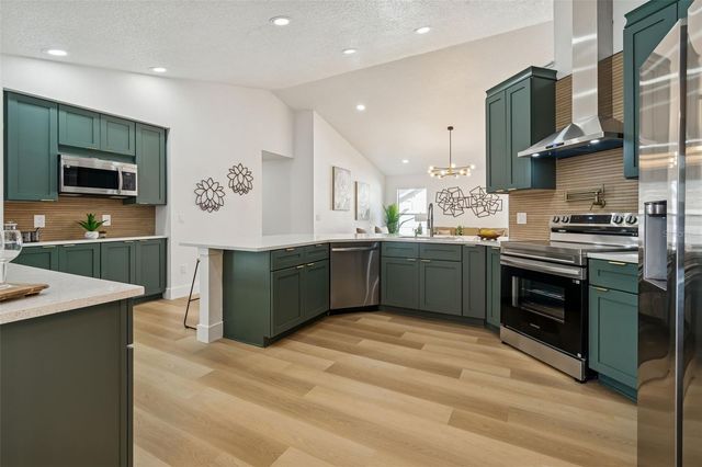 8443 RIDGEBROOK CIRCLE, Odessa, FL 33556