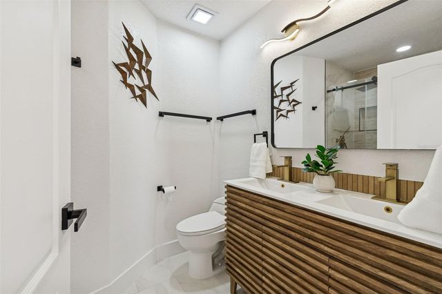 8443 RIDGEBROOK CIRCLE, Odessa, FL 33556